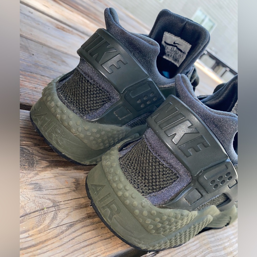 🔥 NIKE AIR HUARACHE Cargo Green RARE 🔥 - Picture 5 of 16